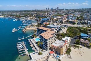 Condominium, 2525 Ocean blvd, Corona Del Mar, CA 92625 - 5