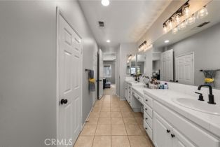 Single Family Residence, 3321 Horizon st, Corona, CA 92881 - 34