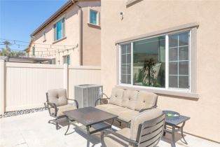 Single Family Residence, 2227 Melogold way, Corona, CA 92883 - 48