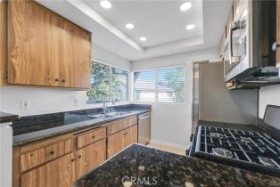 Condominium, 150 Echo run, Irvine, CA 92614 - 6