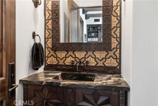 Single Family Residence, 1268 Via Venezia cir, Corona, CA 92881 - 34