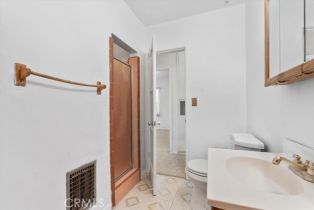 Single Family Residence, 300 Palisade st, Pasadena, CA 91103 - 34