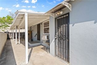 Single Family Residence, 300 Palisade st, Pasadena, CA 91103 - 7