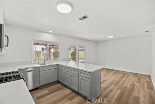 Single Family Residence, 10069 Hershey way, Riverside, CA 92503 - 12