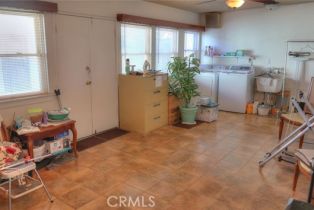 Residential Income, 501 Victoria ave, Corona, CA 92879 - 6