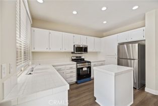 Single Family Residence, 22695 PassionFlower, Corona, CA 92883 - 9