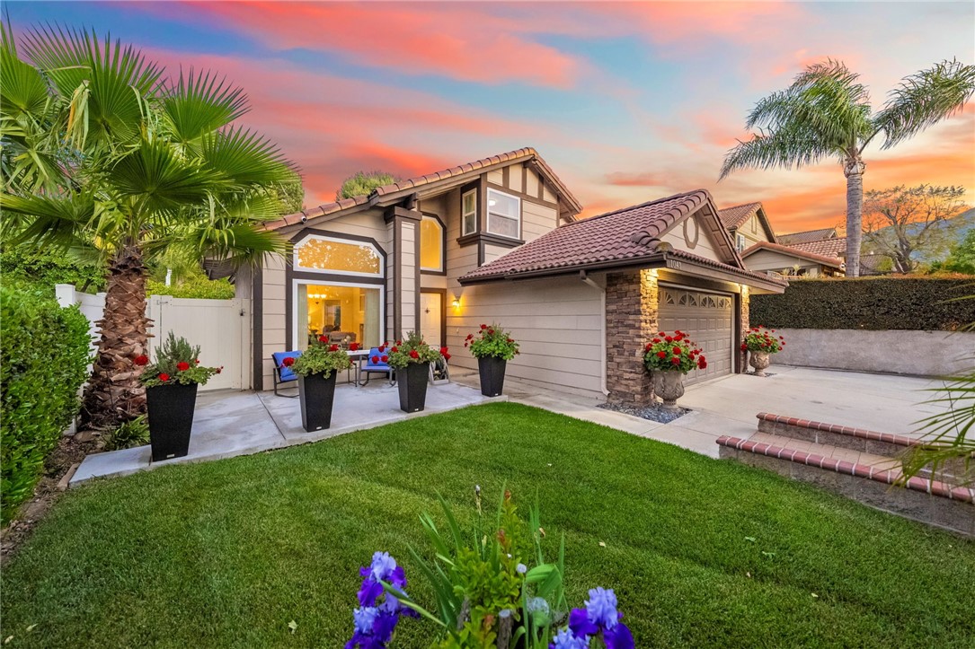 Single Family Residence, 1043 Smoketree drive, Corona, CA 92882 - 1