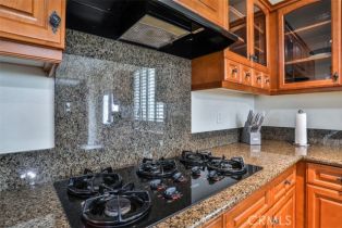 Single Family Residence, 353 Villafranca st, Corona, CA 92879 - 16