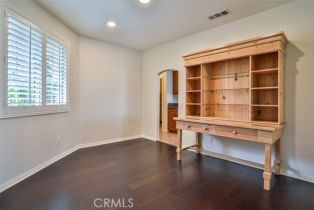 Single Family Residence, 353 Villafranca st, Corona, CA 92879 - 20