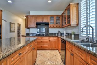 Single Family Residence, 353 Villafranca st, Corona, CA 92879 - 22