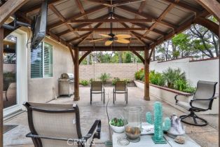 Single Family Residence, 353 Villafranca st, Corona, CA 92879 - 47