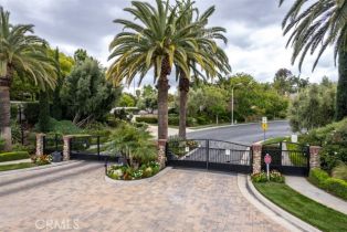 Single Family Residence, 353 Villafranca st, Corona, CA 92879 - 5