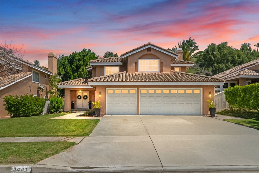 Single Family Residence, 1441 San Almada rd, Corona, CA 92882 - 1