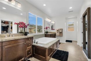 Single Family Residence, 25889 Basil ct, Corona, CA 92883 - 15