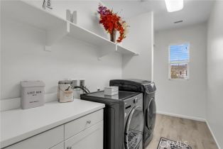 Single Family Residence, 25889 Basil ct, Corona, CA 92883 - 17