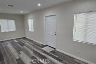 Single Family Residence, 128 Sheridan st, Corona, CA 92882 - 4