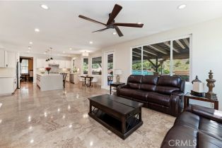 Single Family Residence, 1560 Vandagriff way, Corona, CA 92883 - 19