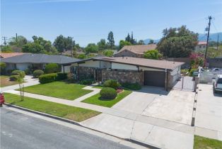 Single Family Residence, 1080 Alta Loma dr, Corona, CA 92882 - 4