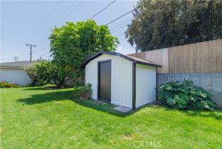 Single Family Residence, 1080 Alta Loma dr, Corona, CA 92882 - 40