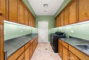 Single Family Residence, 4009 Cerveza cir, Corona, CA 92881 - 29