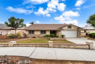 Single Family Residence, 1530 Greenbriar ave, Corona, CA 92878 - 2