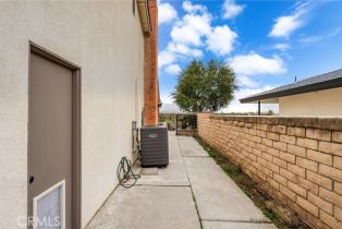 Single Family Residence, 1530 Greenbriar ave, Corona, CA 92878 - 28