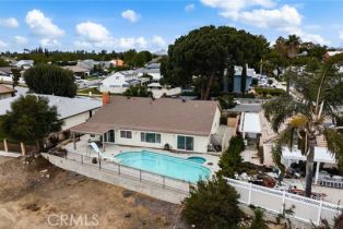 Single Family Residence, 1530 Greenbriar ave, Corona, CA 92878 - 38