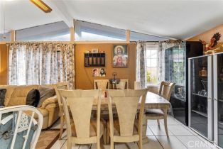 Single Family Residence, 1700 Elm ave, Fullerton, CA 92833 - 12