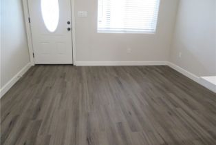 Apartment, 924 Wyval ave, Corona, CA 92882 - 5