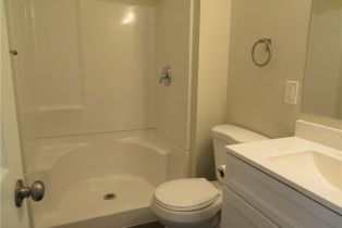 Apartment, 924 Wyval ave, Corona, CA 92882 - 9