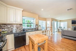 Single Family Residence, 3251 Mountainside dr, Corona, CA 92882 - 11