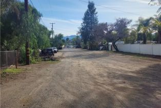 Single Family Residence, 19380 Quebec ave, Corona, CA 92881 - 9