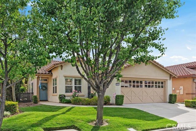 Single Family Residence, 24247 Songsparrow ln, Corona, CA 92883 - 1