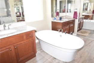 Single Family Residence, 24642 Gleneagles dr, Corona, CA 92883 - 12