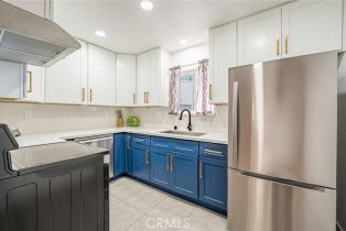 Condominium, 1108 Camino Real, Redondo Beach, CA 90277 - 7