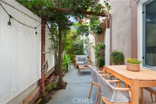 Condominium, 1317 Via Santiago, Corona, CA 92882 - 2