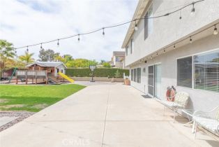 Single Family Residence, 2945 Bavaria dr, Corona, CA 92881 - 35