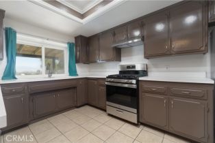 Single Family Residence, 8140 Weirick rd, Corona, CA 92883 - 13