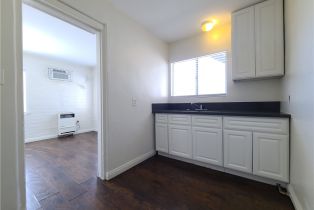 Apartment, 3447 4th st, Riverside, CA 92501 - 7