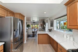 Single Family Residence, 2546 Orange Hill ln, Orange, CA 92867 - 17