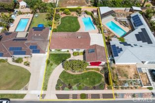 Single Family Residence, 12351 Woodlawn ave, Tustin, CA 92780 - 17