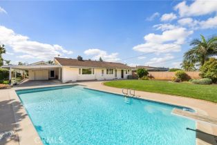 Single Family Residence, 12351 Woodlawn ave, Tustin, CA 92780 - 5