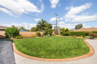 Single Family Residence, 12351 Woodlawn ave, Tustin, CA 92780 - 6