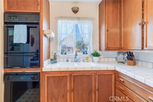 Single Family Residence, 946 9th st, Corona, CA 92882 - 5