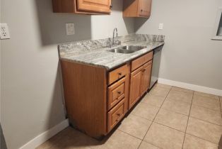 Condominium, 4877 Jackson st, Riverside, CA 92503 - 3