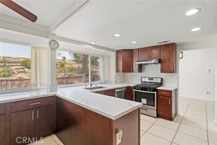 Single Family Residence, 774 La Cumbre st, Corona, CA 92879 - 6