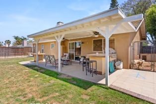 Single Family Residence, 11191 Baker ln, Riverside, CA 92505 - 33