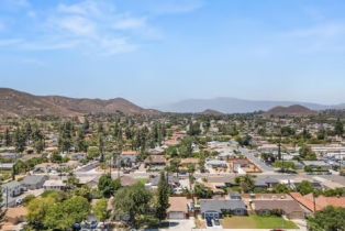 Single Family Residence, 11191 Baker ln, Riverside, CA 92505 - 48