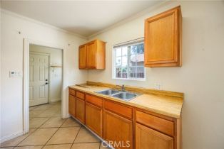 Single Family Residence, 2880 Woodbine st, Riverside, CA 92507 - 9