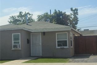 Single Family Residence, 2706 57th st, Long Beach, CA 90805 - 4